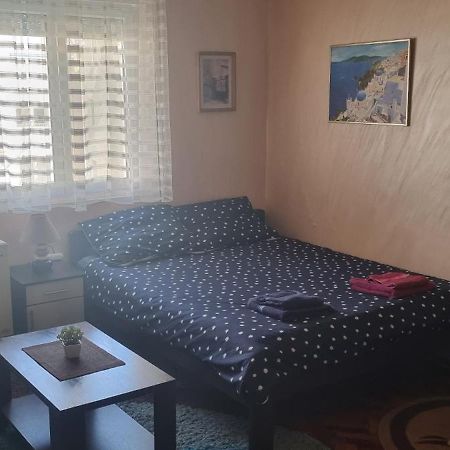 Apartman Valdano Belgrad Exteriör bild